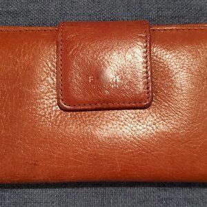 Fossil Leather Wallet - Women - Snap Closure